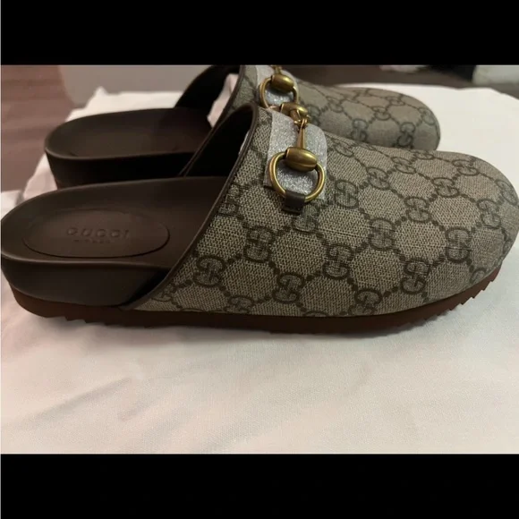 Gucci | Shoes | Gucci Brown Leather Mules With Horsebit  display picture 1